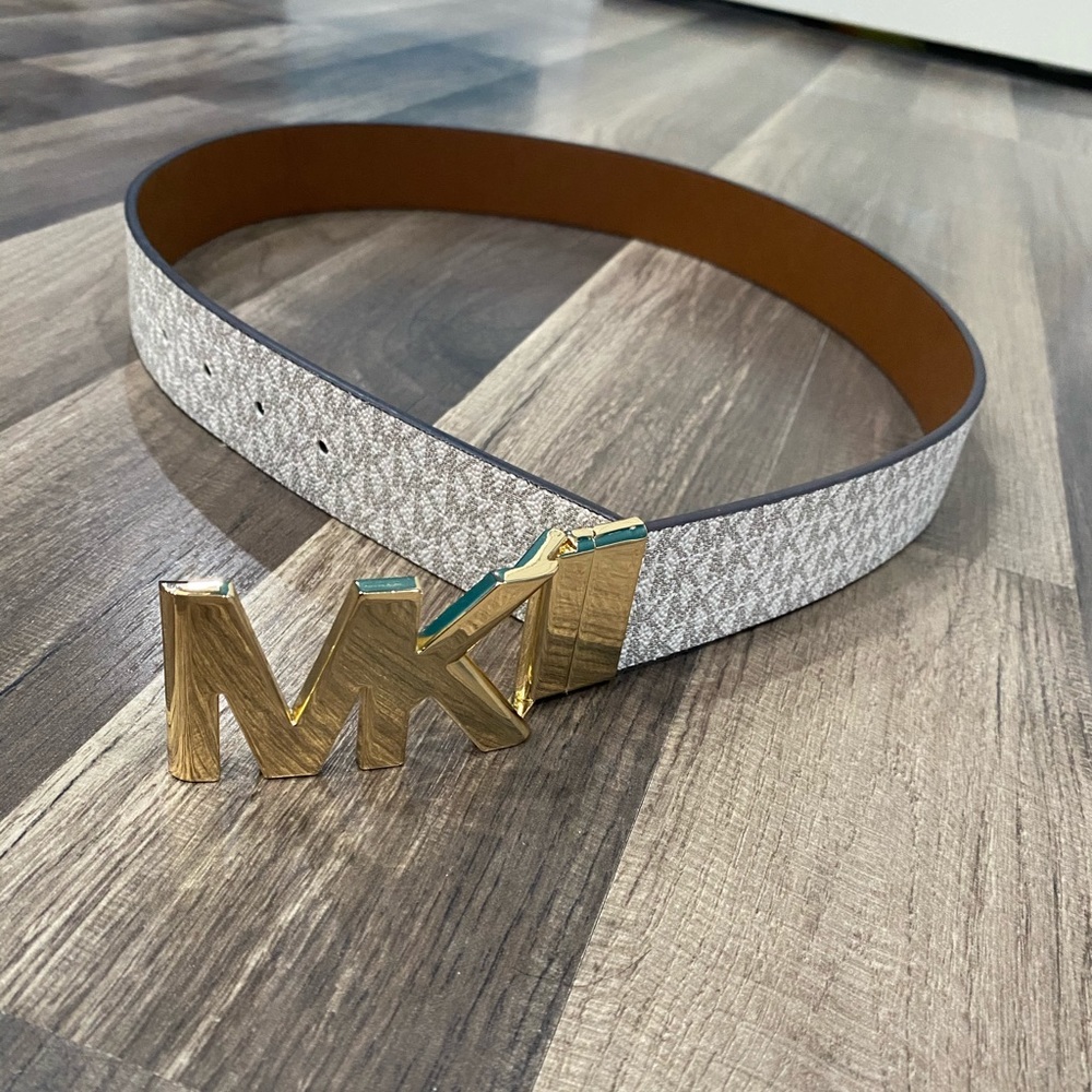 Michael Kors belt